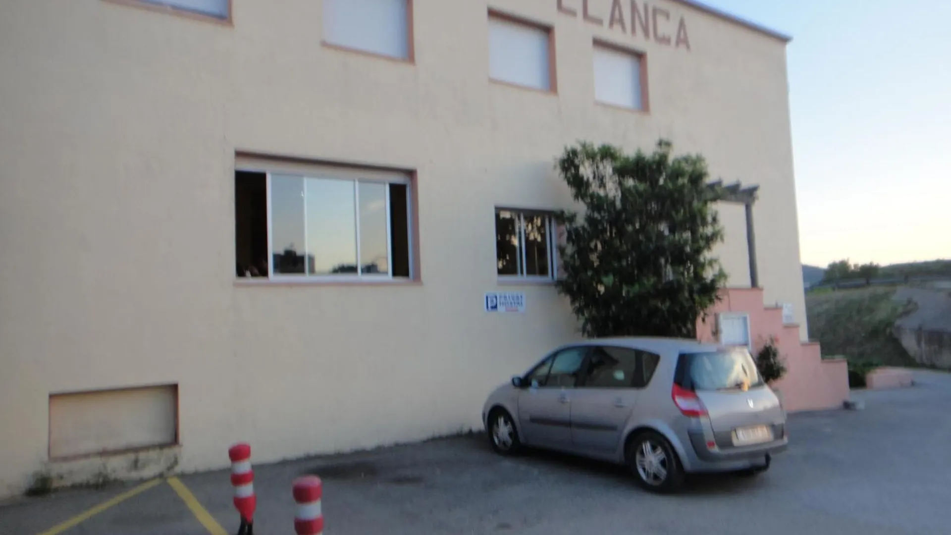 Hotel Pensio Restaurant Llança Gasthof